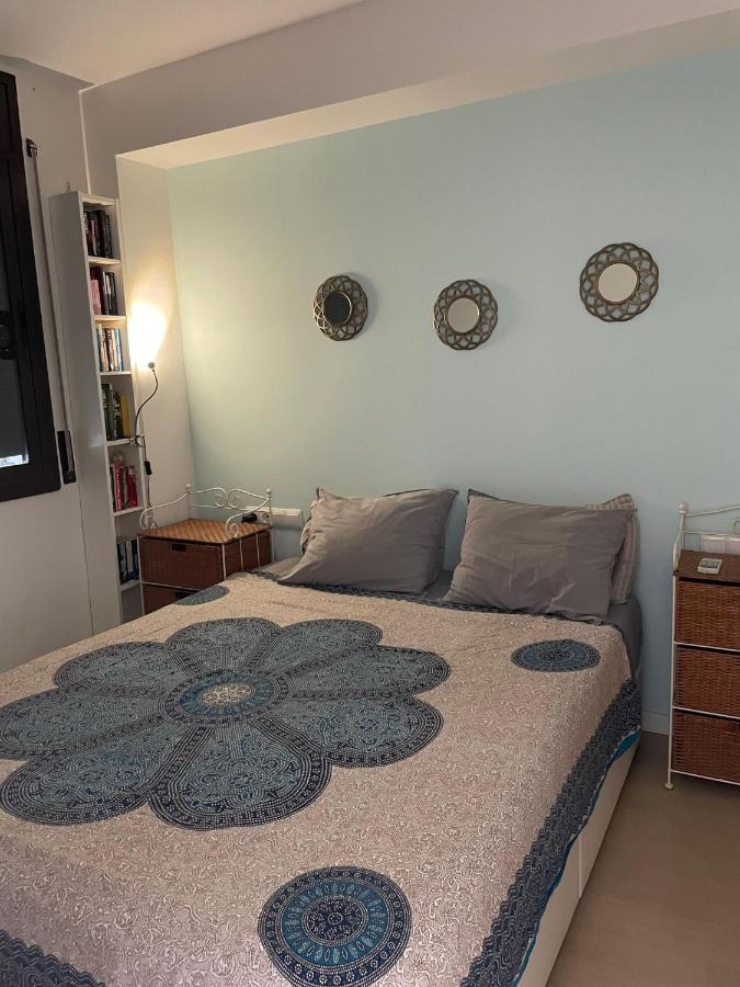 Beach Flat With Garden Castelldefels Ngoại thất bức ảnh